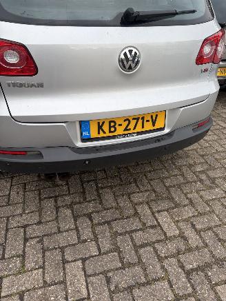 Unfallwagen Volkswagen Tiguan Benzine 2008/2