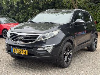 Vaurioauto  passenger cars Kia Sportage 2.0 plus pack. LEER | PANO | TREKHAAK | 2013/3
