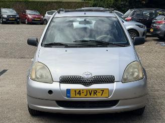 Toyota Yaris 1.3 16v VVT ( INRUIL VERKREGEN ) picture 8