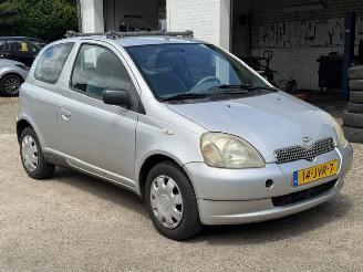 Toyota Yaris 1.3 16v VVT ( INRUIL VERKREGEN ) picture 7