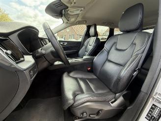 Volvo Xc-60 T4 AUTOMAAT. TREKHAAK | NAVI | KLIMA | LEER | CAMERA | picture 12