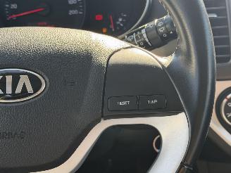 Kia Picanto 1.0 CVVT economy plusline. Navi | Camera | inruil verkregen. picture 14