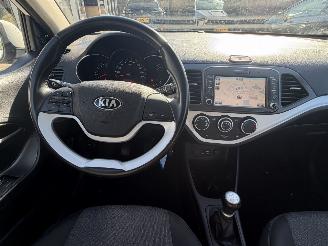 Kia Picanto 1.0 CVVT economy plusline. Navi | Camera | inruil verkregen. picture 12
