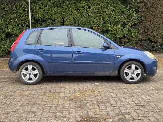 Ford Fiesta 1.3 8v Futura . AIRCO | 5 DEURS | picture 6