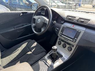 Volkswagen Passat passat variant 2.0 FSI Comfortline picture 21