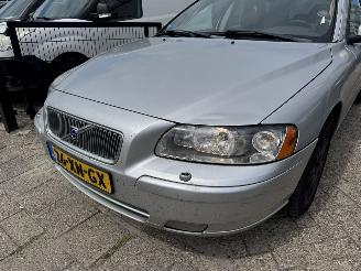 Volvo V-70 2.4 Diesel Edition Classic picture 2