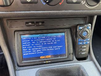 BMW 3-serie 316i Touring picture 12
