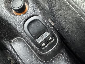 Peugeot 206 1.4 One-Line picture 11