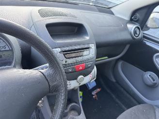 Peugeot 107 1.0-12V Sublime picture 11