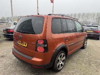 Volkswagen Touran 1.4 TSI Cross Uniek! ( Bom voll ) picture 4