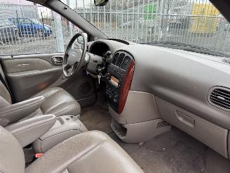 Chrysler Grand-voyager 3.3i V6 Limited picture 16