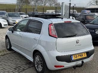Fiat Punto Evo 1.3 M-Jet Dynamic picture 6