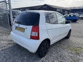 Kia Picanto 1.0 EX picture 7