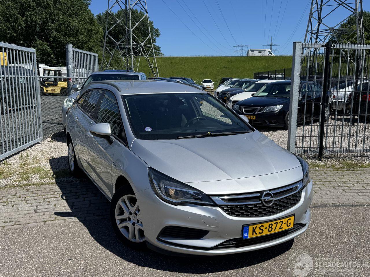 Opel Astra SPORTS TOURER 1.0 edition