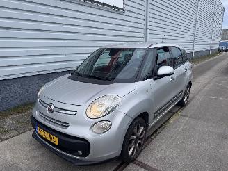 krockskadad bil auto Fiat 500L 0.9 Twin air Lounge 7P 2014/5