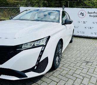 Peugeot 308 Active picture 3