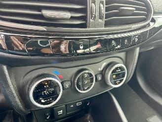 Fiat Tipo Cross picture 16