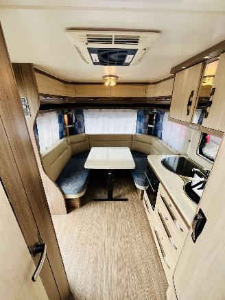 Hobby  540 UL DE LUXE  airco, mover, fietsenrek, oven en luifel picture 11