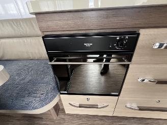 Hobby  540 UL DE LUXE  airco, mover, fietsenrek, oven en luifel picture 13