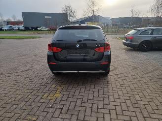 BMW X1 sdrive18d picture 5
