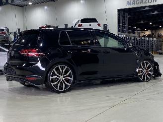 Volkswagen Golf GTI DSG picture 3