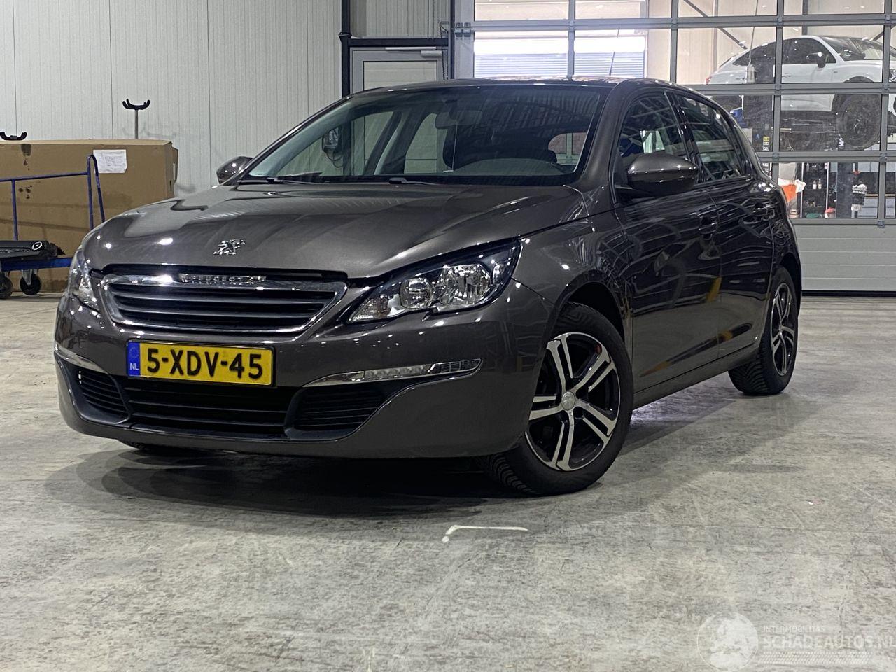 Peugeot 308 1.2 VTi Blue Lease