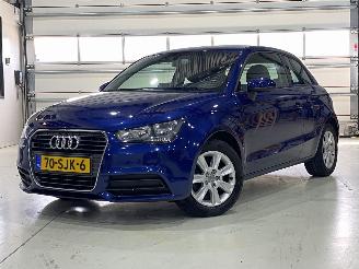 Vaurioauto  passenger cars Audi A1 Audi A1 1.4 TFSI Attraction Pro Line Business 2011/10