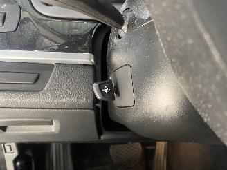 BMW 5-serie 520D Panorama Automaat picture 18