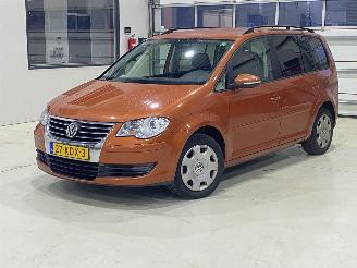 Schadeauto Volkswagen Touran 1.4 TSI Comfortline 7 PERSOONS 2009/10