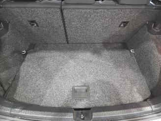 Volkswagen Polo Highline picture 13