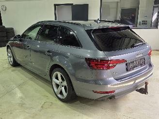 Audi A4 Avant 2.0 TDI B9 S line picture 4