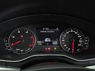Audi A4 Avant 2.0 TDI B9 S line picture 14
