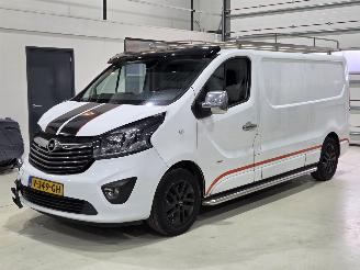 Voiture accidenté Opel Vivaro 1.6 CDTI BITURBO 2017/5