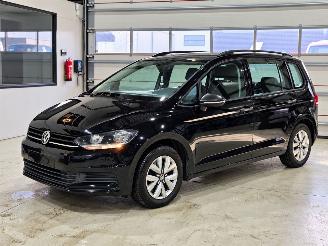 skadebil auto Volkswagen Touran Touran Trendline 2016/8