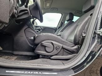 Opel Zafira Tourer Cosmo 7-Persoons Leder Led Navi Camera Stoelverw. Trekhaak 99KW/135PK picture 11