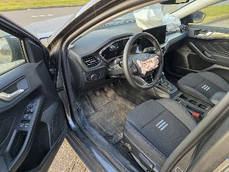 Ford Focus ACTIVE-Pack Hybride Sport Navi Keyless Led Lane-Assist Ecc 92KW/125PK picture 10
