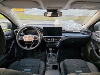 Ford Focus ACTIVE-Pack Hybride Sport Navi Keyless Led Lane-Assist Ecc 92KW/125PK picture 12