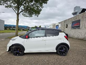 Citroën C1 JCC+ Climatronic Camera Stoelverwarming Cruisecontrole Touchscreen 53KW/72PK picture 2