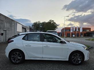 Opel Corsa Facelift 1.2 Turbo Virtual Camera Navi Carplay Led Lane-Assist 74KW/101PK picture 6