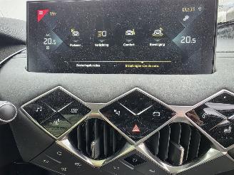 DS Automobiles DS 3 Crossback Grand-Chic Automaat Leder Head-Up Navi Matrix-Led Camera Massage Sport-Mode 114KW/155PK picture 16