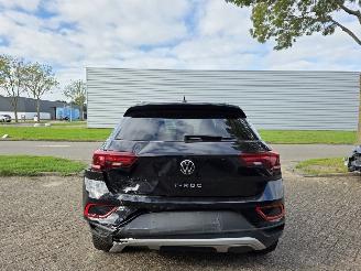 Volkswagen T-Roc 1.5 TSI DSG  Virtual Led Acc Aut.Inparkeren Stoelverw. App-Connect Privacy-Glass 110KW/150PK picture 4