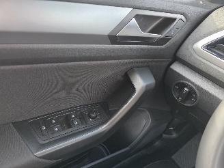 Volkswagen T-Roc 1.5 TSI DSG  Virtual Led Acc Aut.Inparkeren Stoelverw. App-Connect Privacy-Glass 110KW/150PK picture 15
