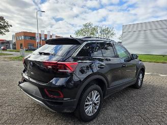 Volkswagen T-Roc 1.5 TSI DSG  Virtual Led Acc Aut.Inparkeren Stoelverw. App-Connect Privacy-Glass 110KW/150PK picture 5