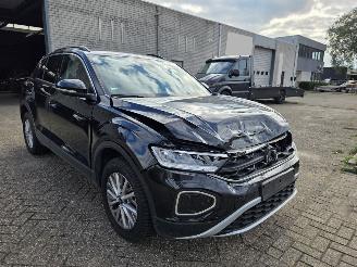 Volkswagen T-Roc 1.5 TSI DSG  Virtual Led Acc Aut.Inparkeren Stoelverw. App-Connect Privacy-Glass 110KW/150PK picture 7