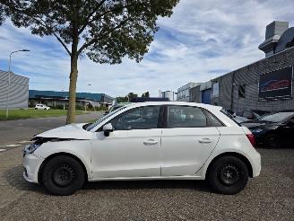 Audi A1 Sportback 1.0TFSI-Ultra Navi Stoelverw. CruiseControle Airco Pdc 70KW/95PK picture 2
