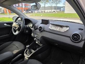 Audi A1 Sportback 1.0TFSI-Ultra Navi Stoelverw. CruiseControle Airco Pdc 70KW/95PK picture 10