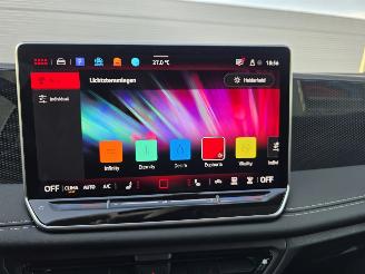 Volkswagen Tiguan 2.0 TDI DSG Virtual IQ-Light 360view Navi Sfeerverl. Stuurverw. Stoelverw. Acc Trekhaak 110KW/150PK picture 19