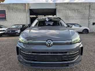 Volkswagen Tiguan 2.0 TDI DSG Virtual IQ-Light 360view Navi Sfeerverl. Stuurverw. Stoelverw. Acc Trekhaak 110KW/150PK picture 8