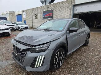 skadebil auto Peugeot 208 GT 136 Hybride Virtual Led Keyless Camera Navi Drive-Mode Sfeerverl. Lane-Assist 100KW/136PK 2024/10