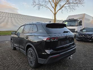 Volkswagen Tiguan 2.0TDI DSG Virtual Head-Up IQ-Light 360-view Navi Stuurverw. Stoelverw. Acc Trekhaak 110KW/150PK picture 3